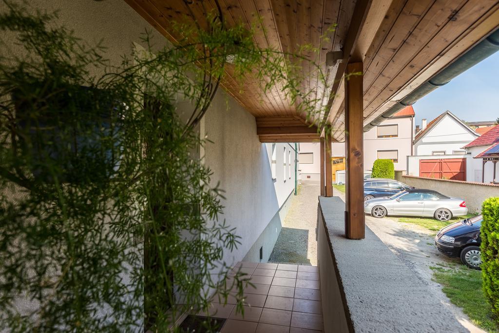 Gaestehaus - Doris - Wenzl Moerbisch Am See Exterior photo